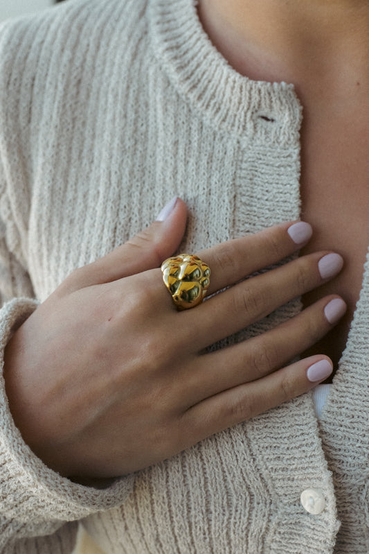 Bubble Dome Ring – Duurzaam Design – Krasbestendig Accessoire 1