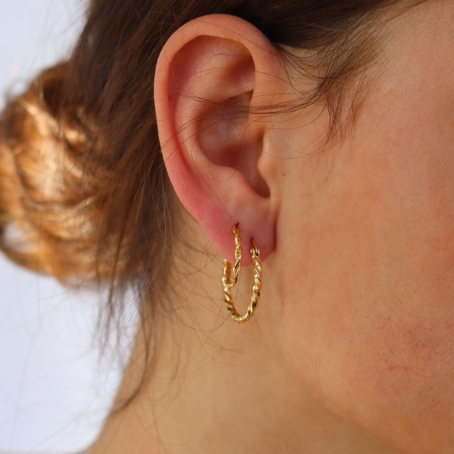 CURL HOOPS – Gouden Oorringen Dames – Elegant Design 2