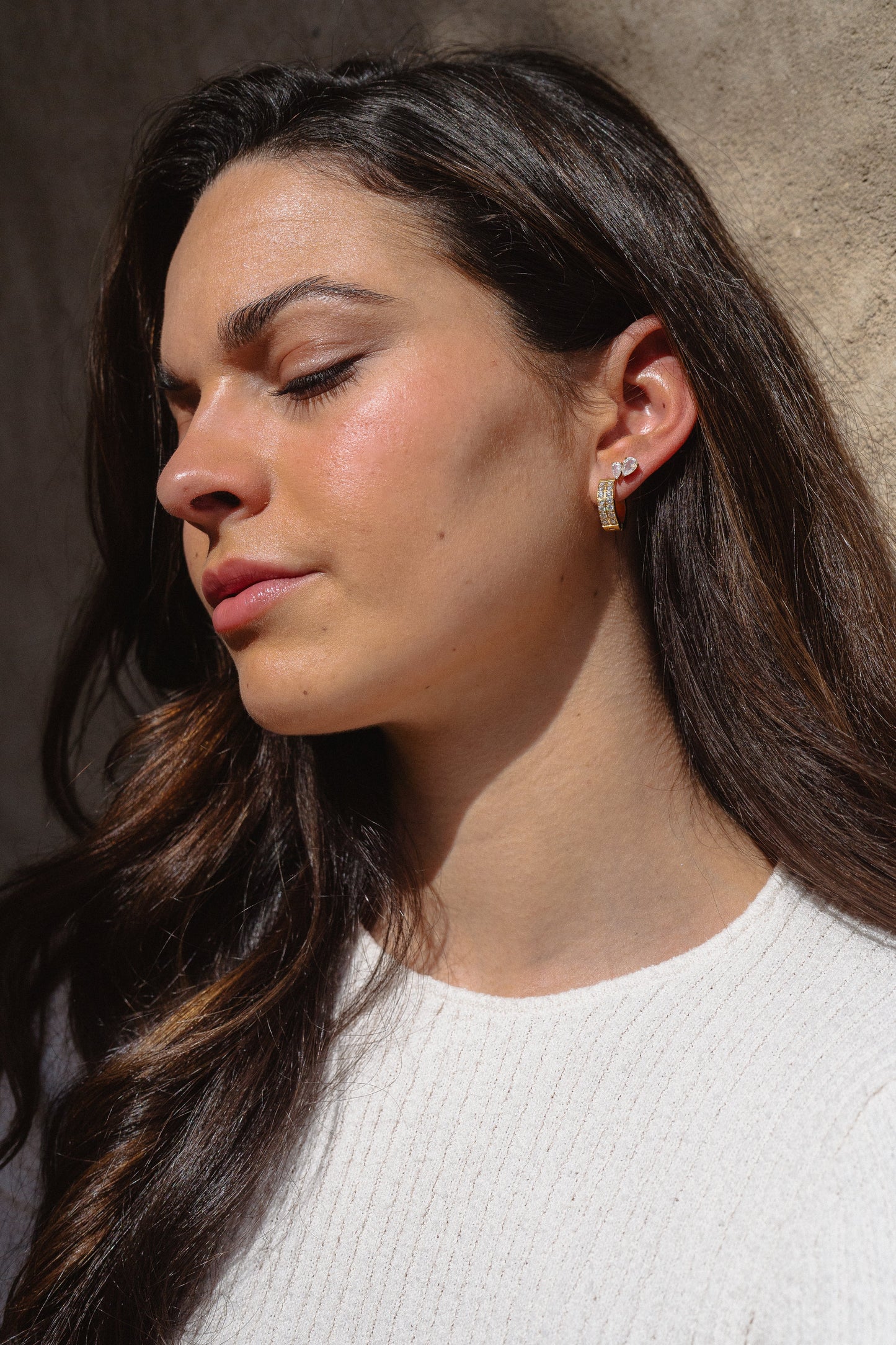 DOUBLE PAVE – Gouden Oorbellen Dames – Duurzaam Ontwerp 2