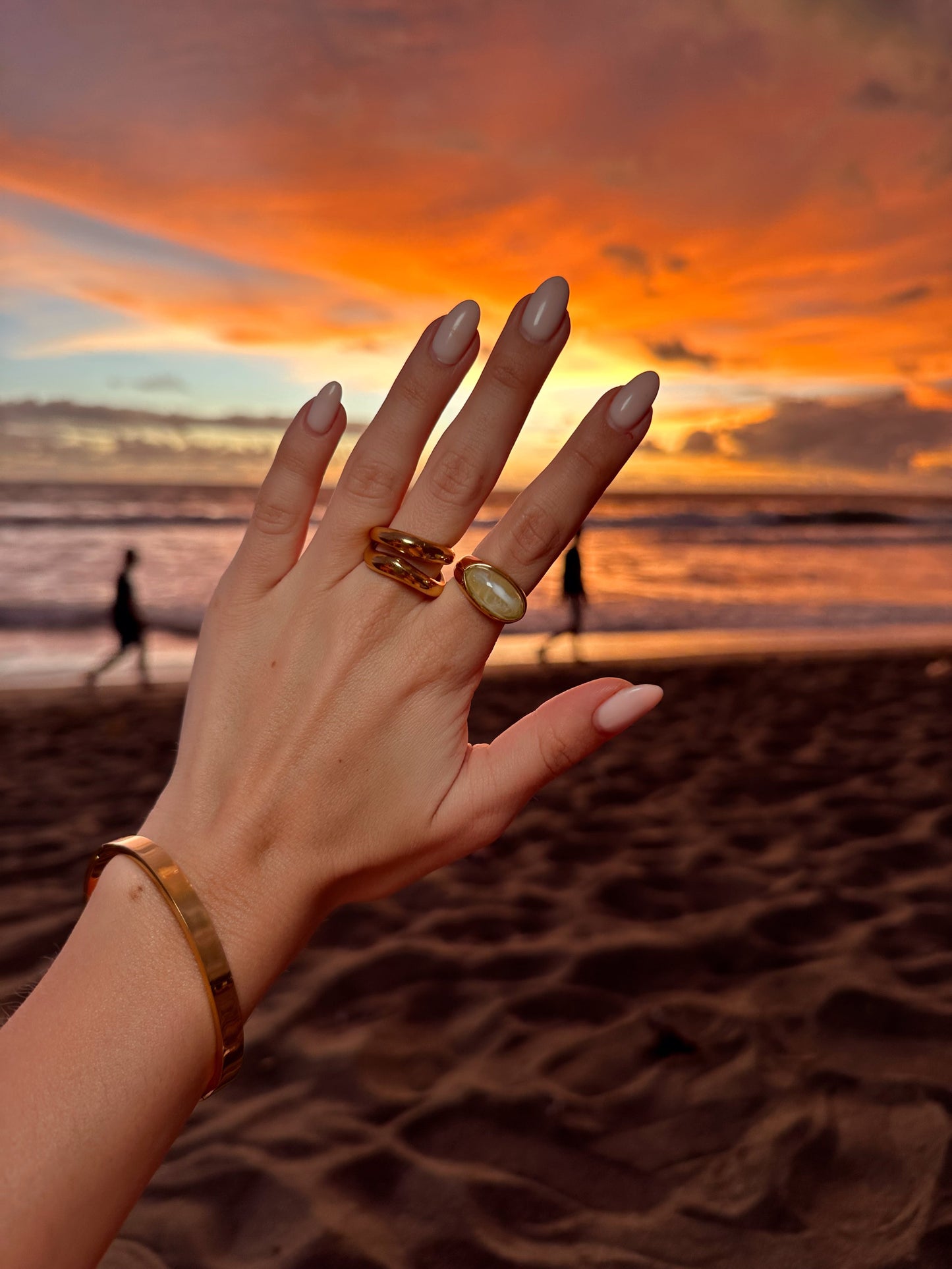 GLOW – Betoverende Ring – Tijdloos Ontwerp 2