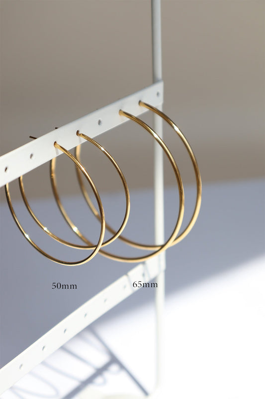 Gouden Oorringen Dames – Lichtgewicht Design 1