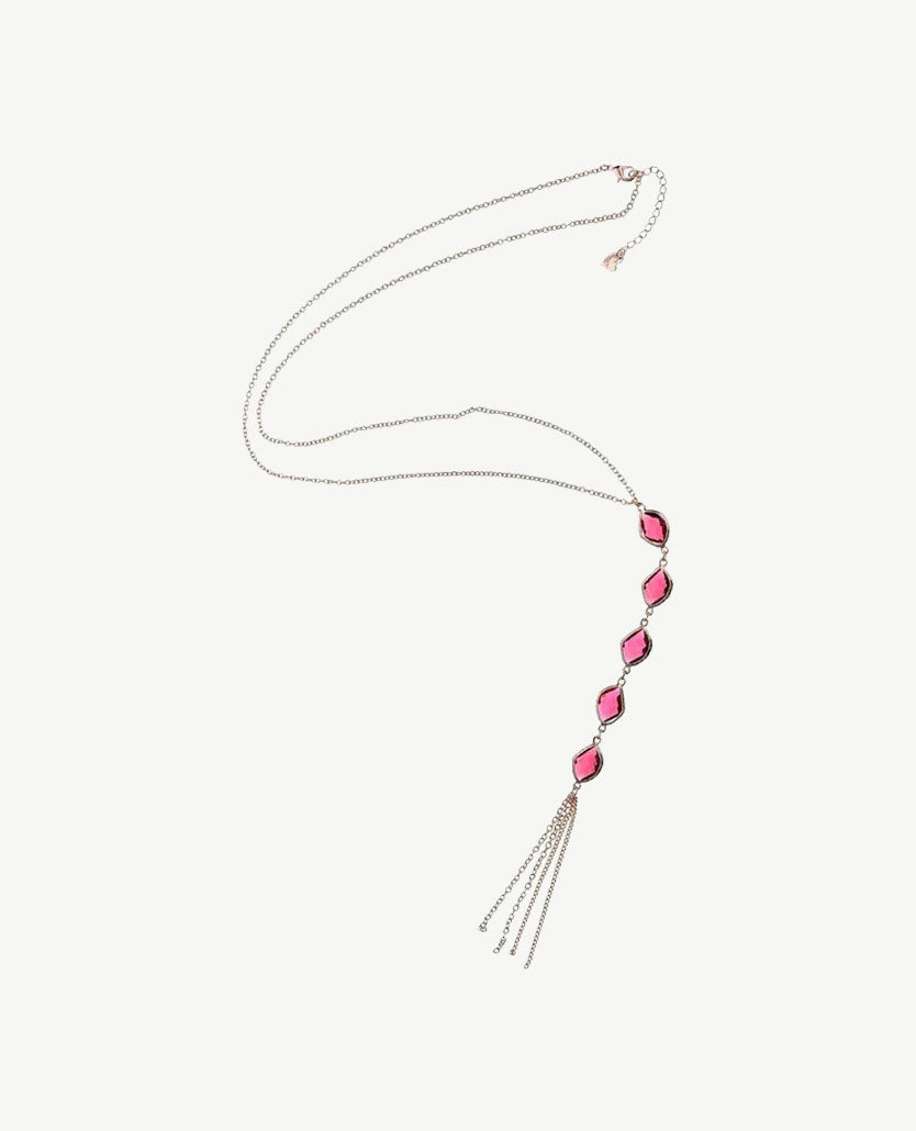 Halflange Ketting – Speels Ontwerp – Elegante Roze Accenten 1