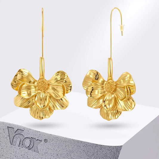 ISABELLE – Gouden Bloem Oorbellen – Romantisch Design 2