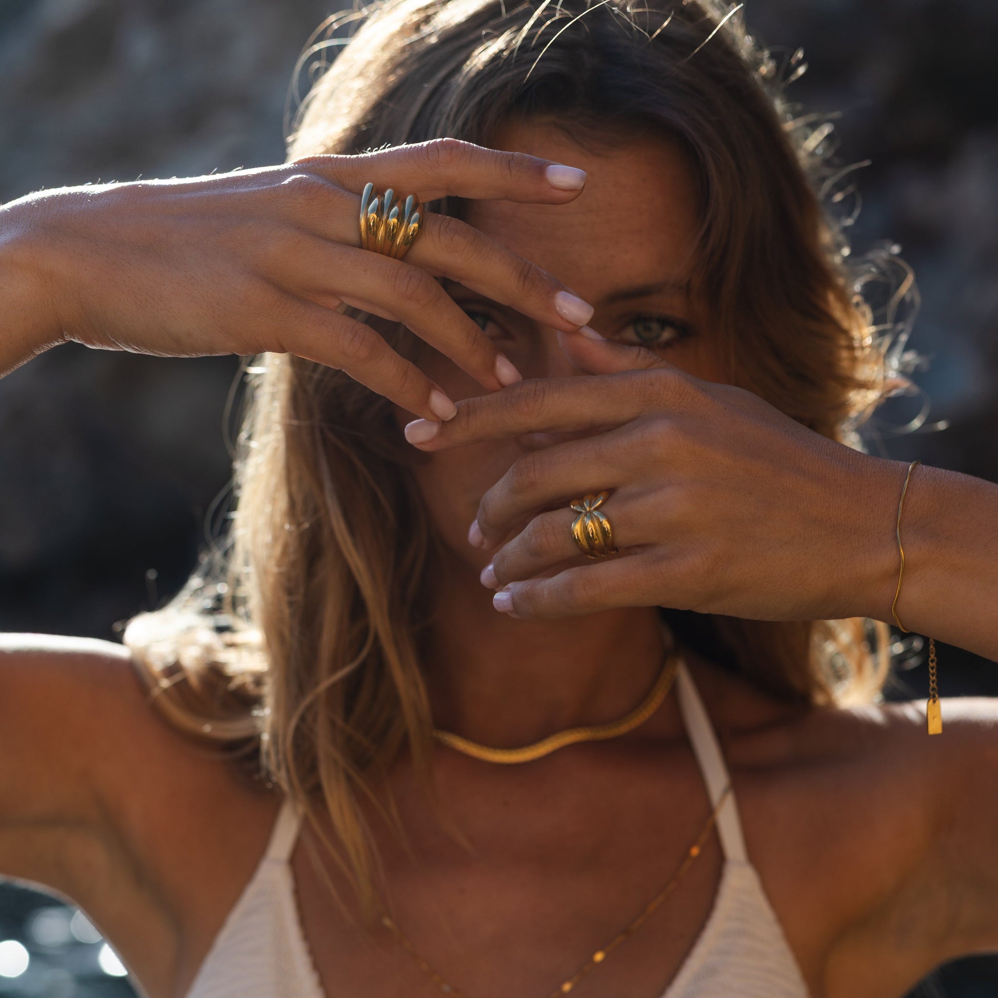 DUNE – Verguld Sieraad – Tijdloos Ontwerp 2