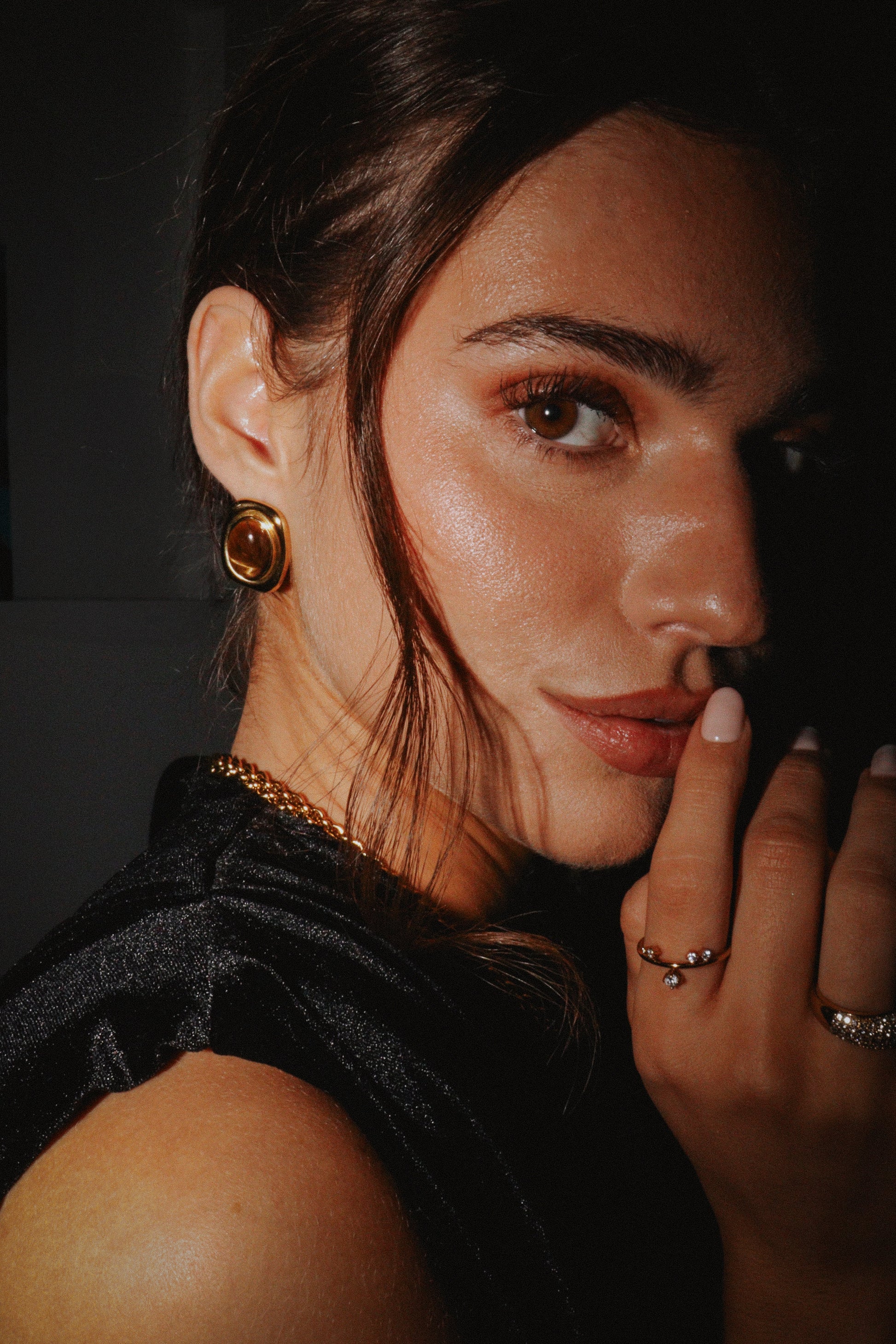 ELOISE – Gouden Oorbellen Dames – Tijdloze Elegantie 2