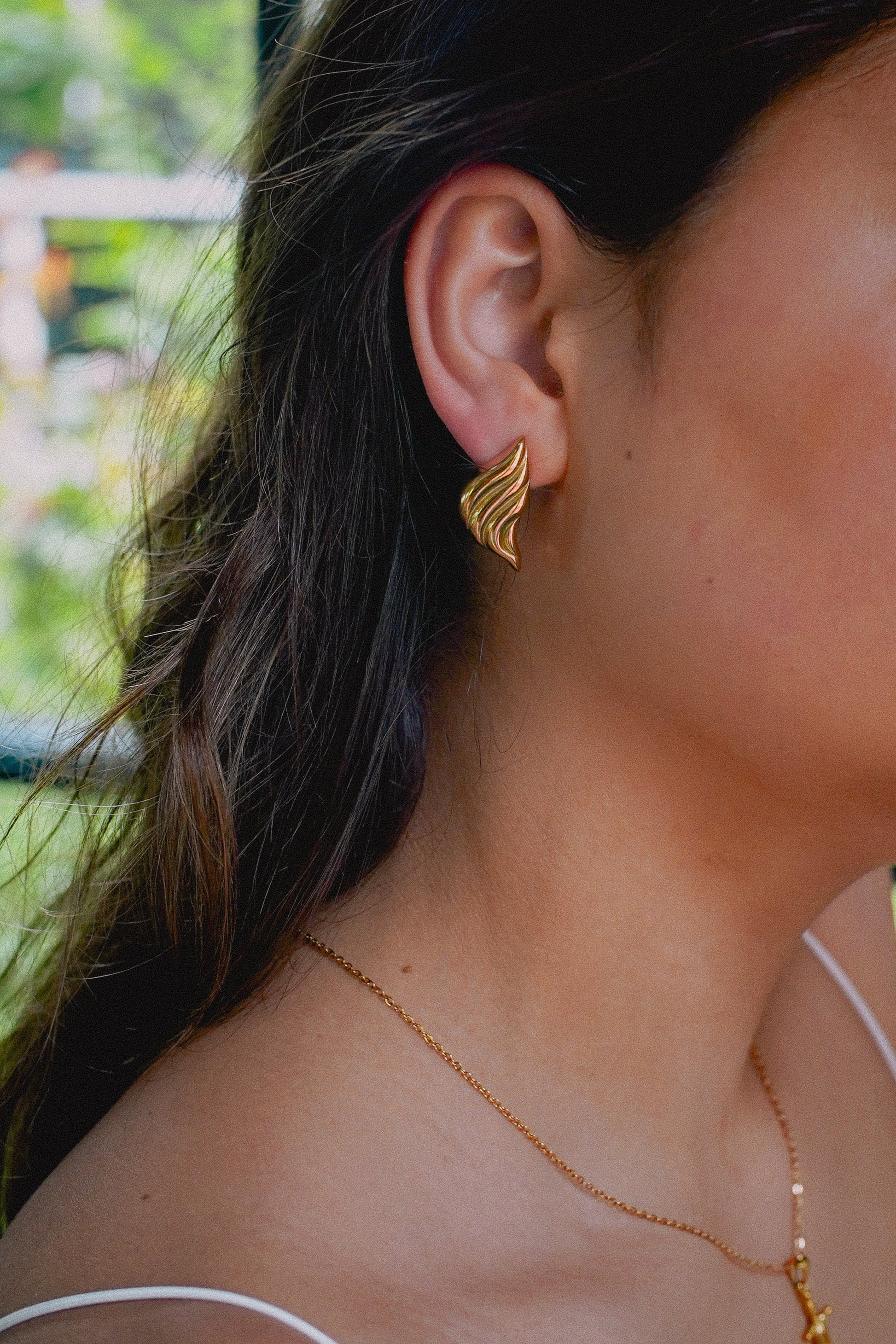 Gouden Oorbellen Dames – Duurzaam Ontwerp 1