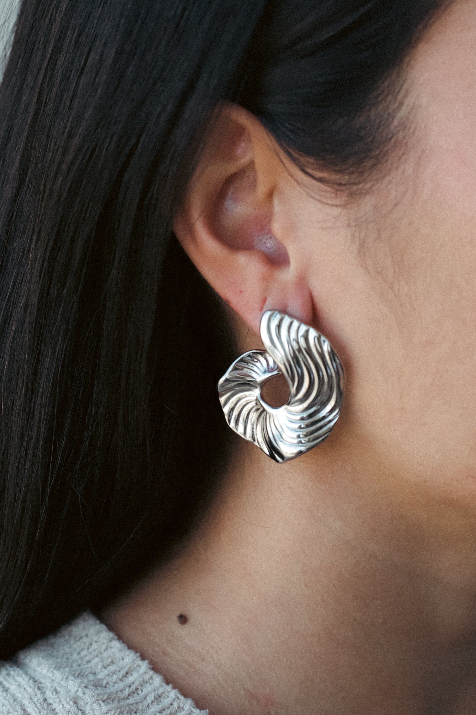Gouden Oorbellen Dames – Elegante Oorringen – Tijdloos Ontwerp 5
