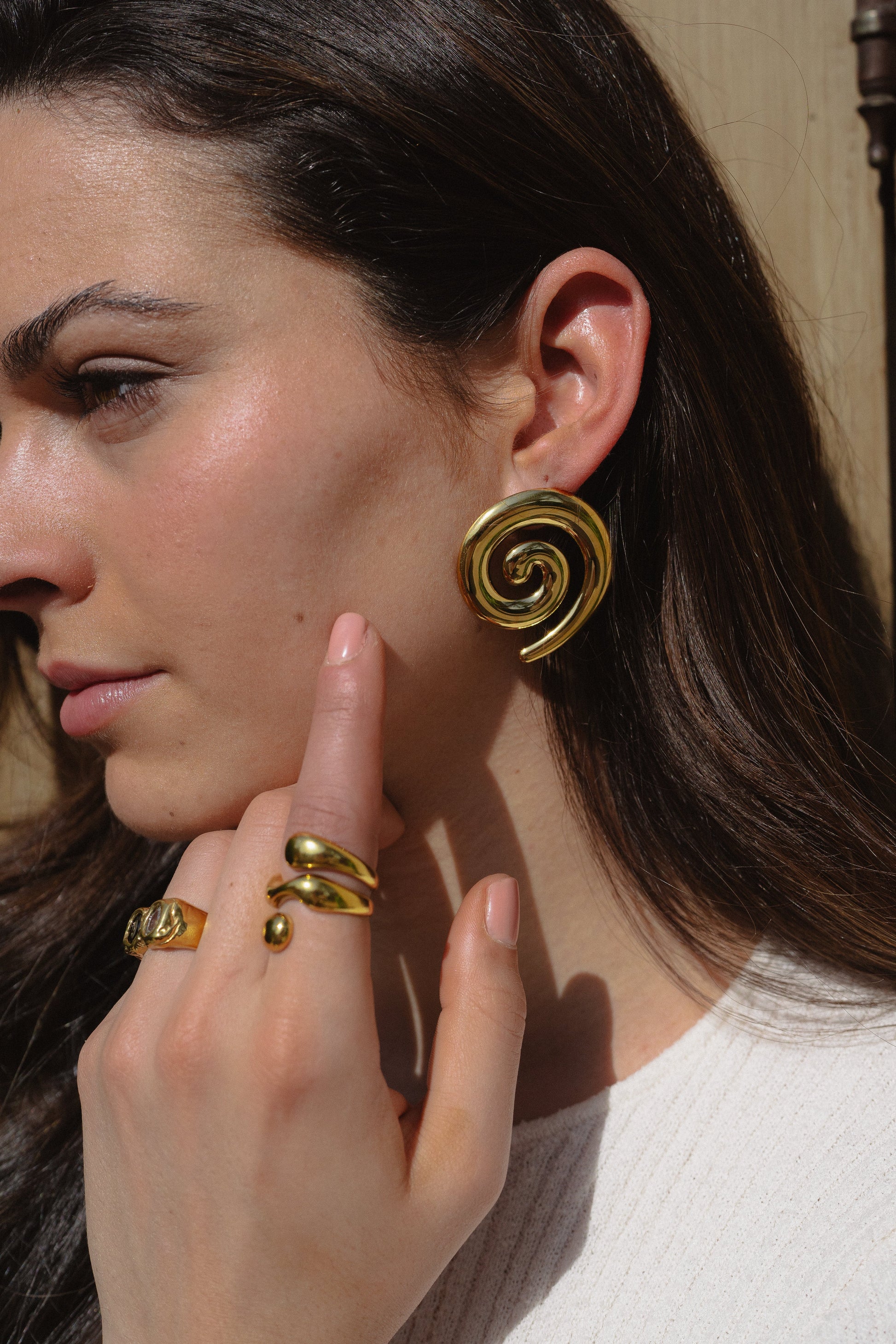 Gouden Oorbellen Dames – Statement Design 2