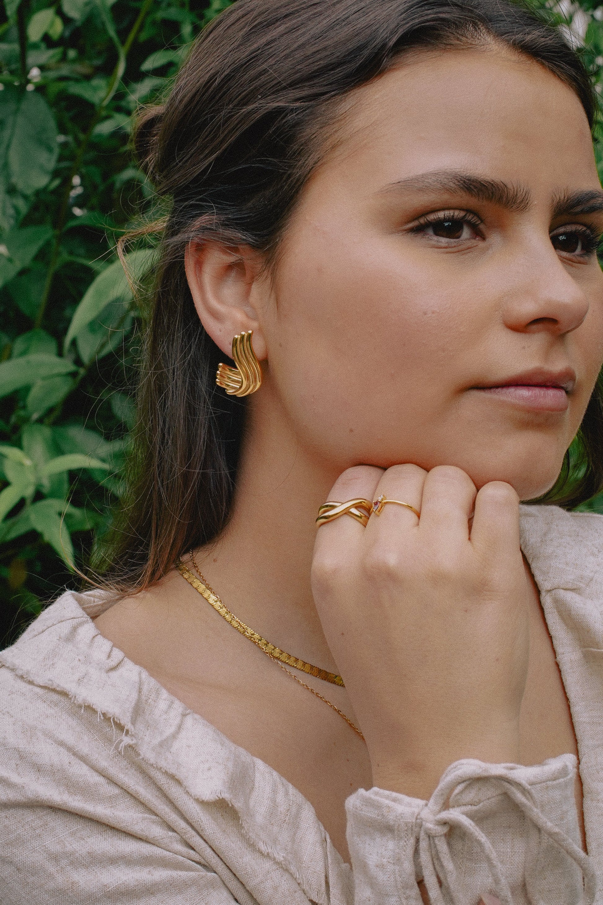 Gouden Oorbellen Dames – Tijdloze Elegantie 1