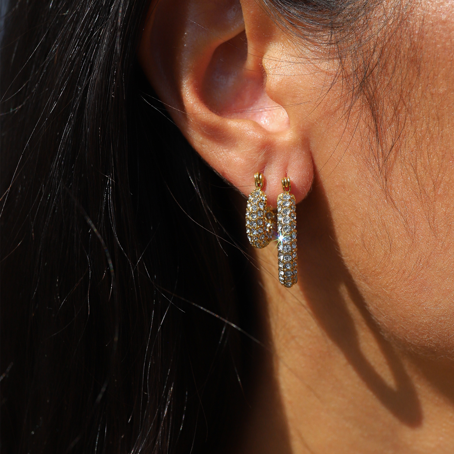 JOY HOOPS – Gouden Oorbellen Dames – Stralend Ontwerp 6