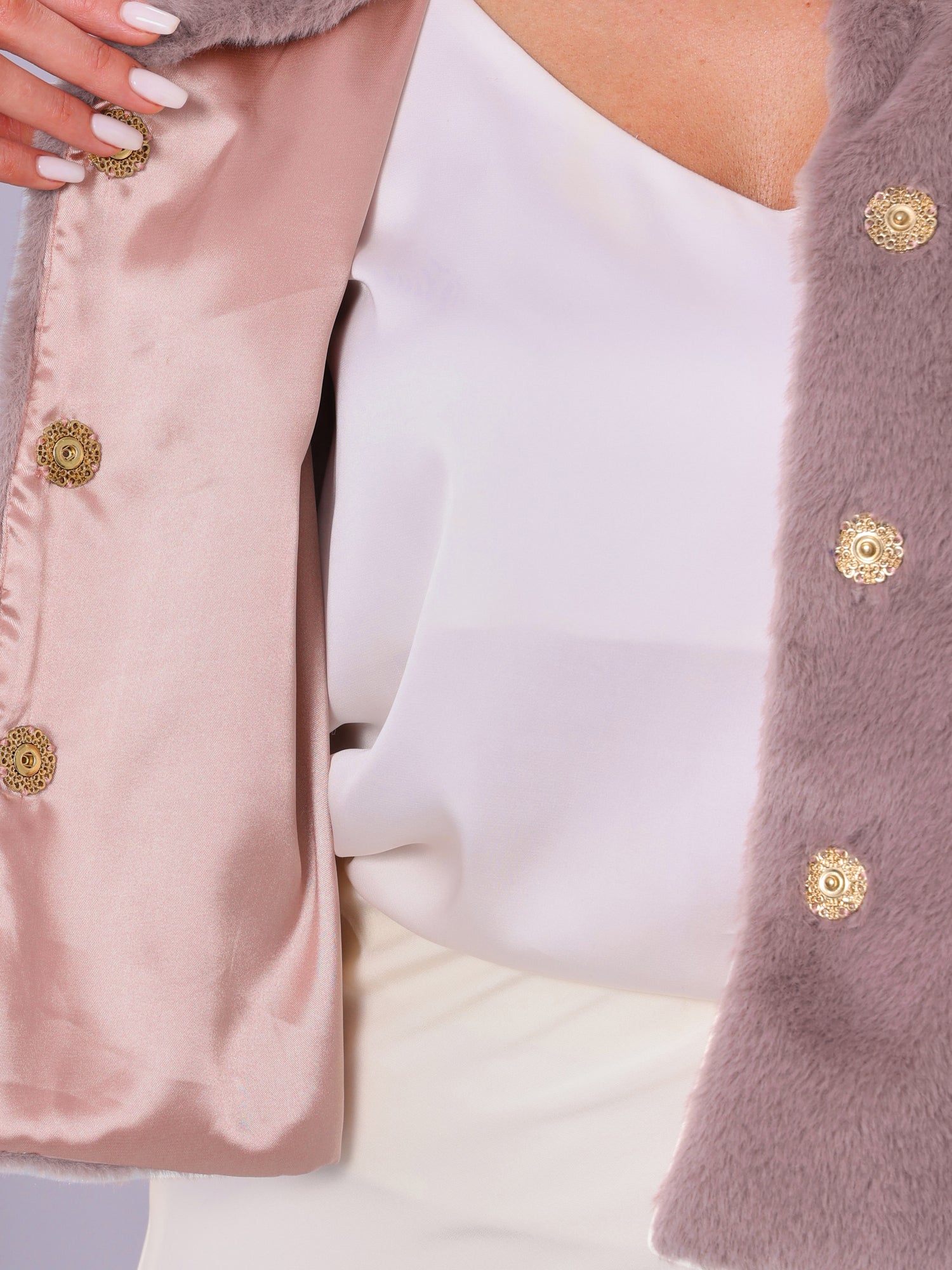 Korte Winterjas – Zachte Stijlvolle Look 4