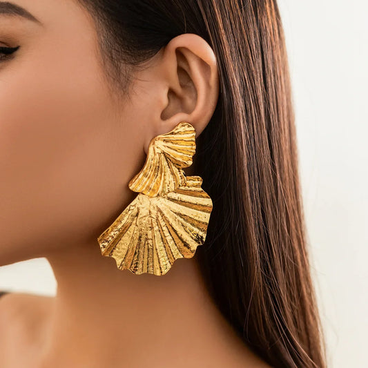 LIV – Luxe Gouden Oorbellen – Statement Design 2